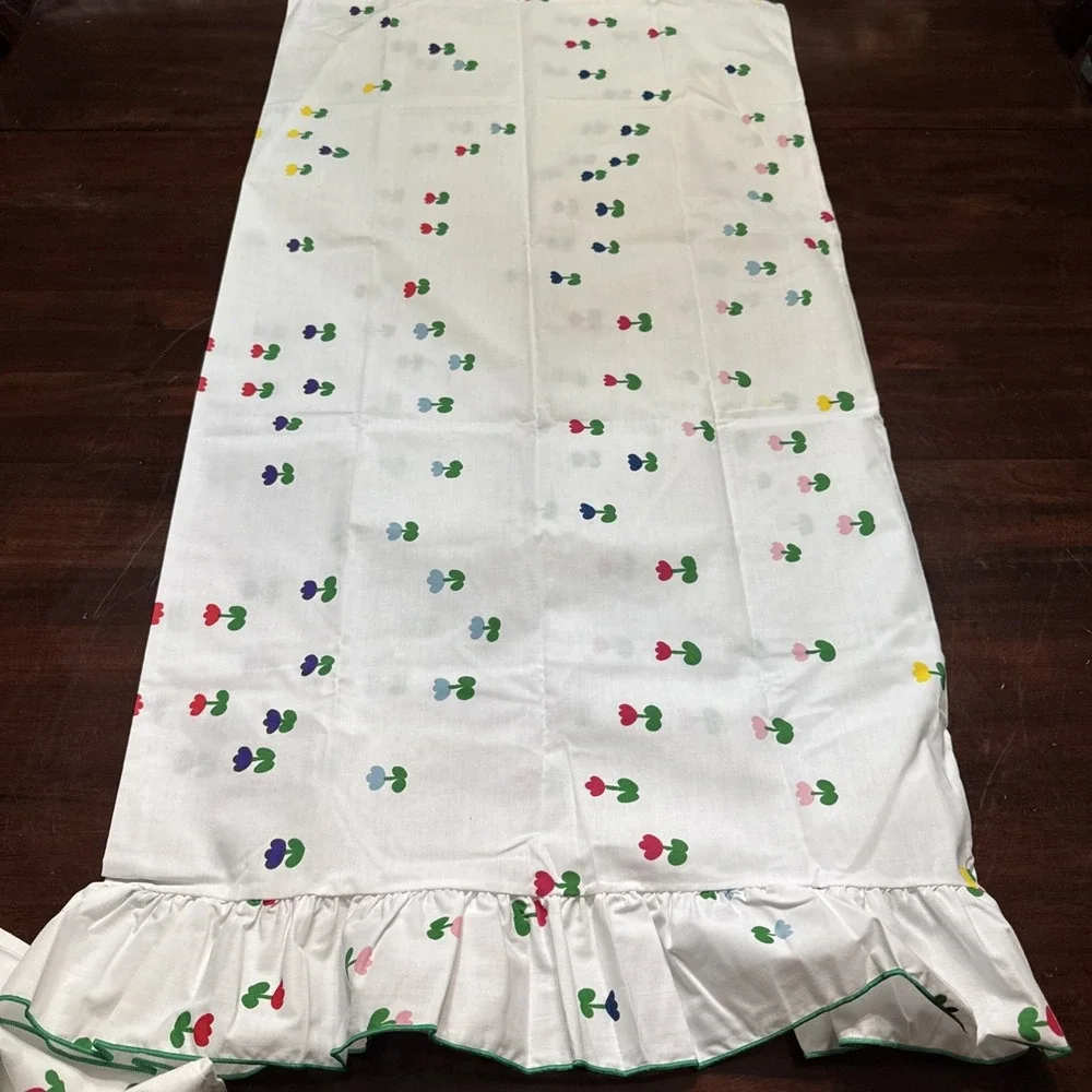 Vintage 70s Pillowcases Set 2 STANDARD Wamsutta Buttercups White Floral Tulips